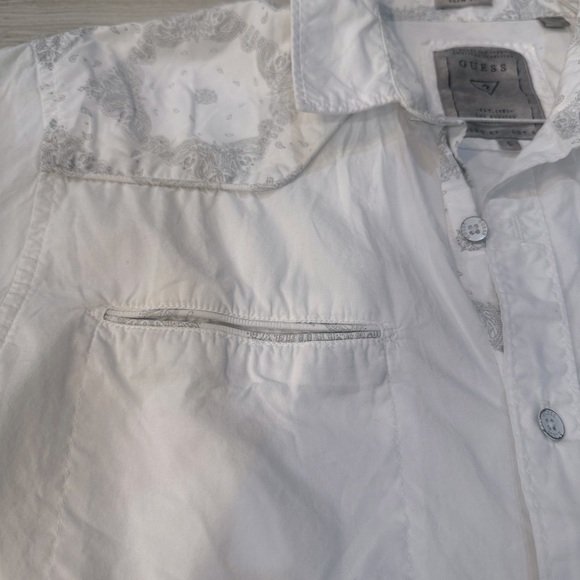 Men’s Guess Button Down Western look shirt. Size  Large Slim Fit - Picture 11 of 13